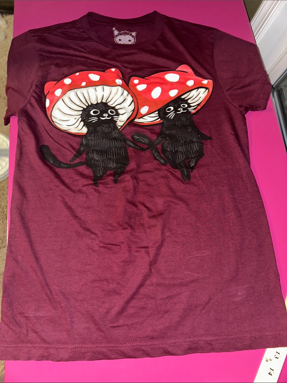 Burgundy Short-Sleeve Graphic Tee with Mushroom-Cat Print